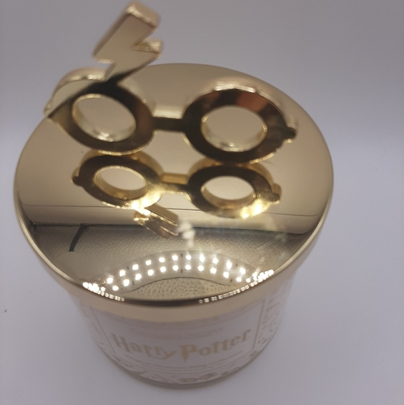 Harry Potter Candle - Charmed Aroma - Picture 2 of 7